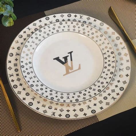 louis vuitton dinner set price|Louis Vuitton.